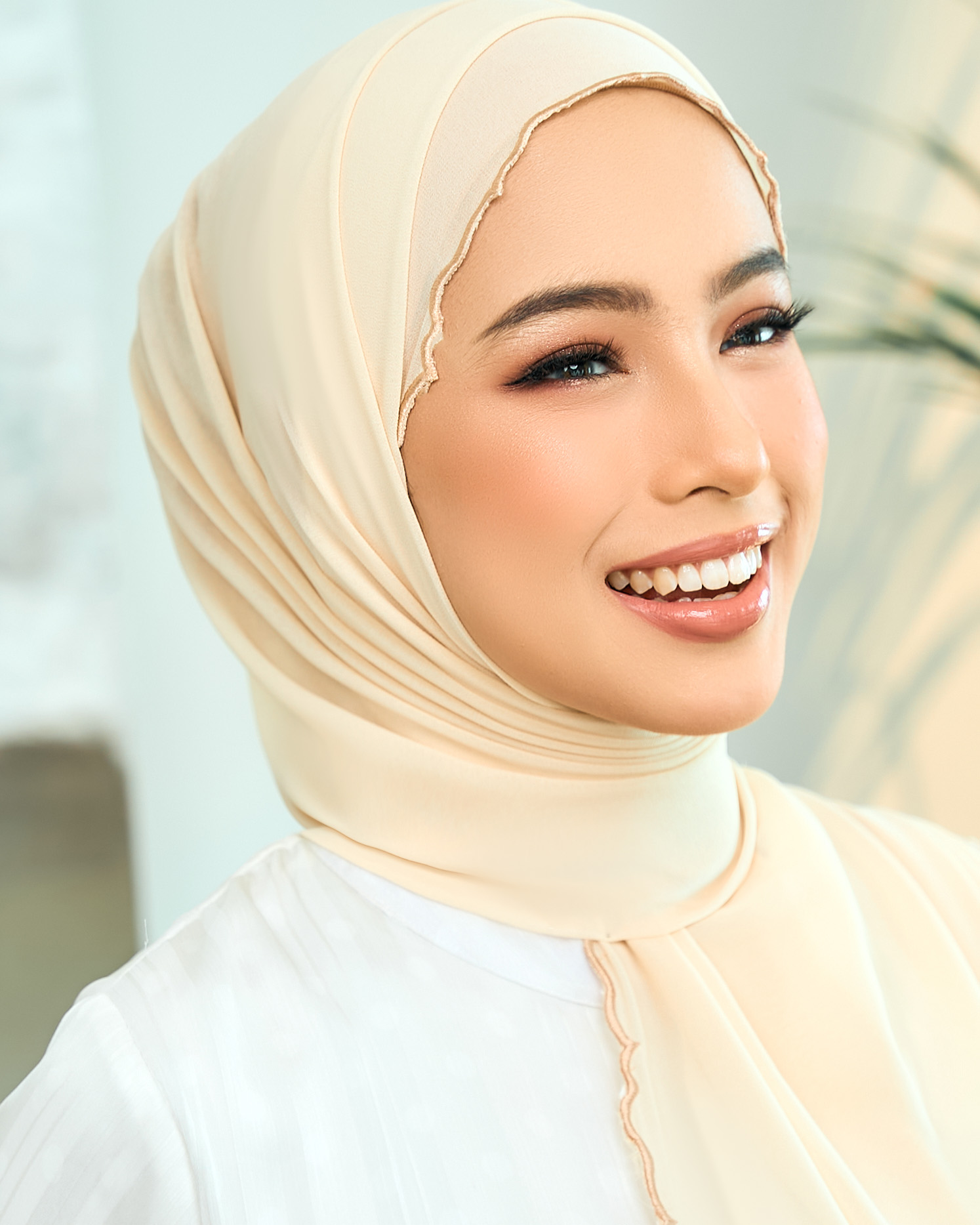 Erika Embroidered Shawl